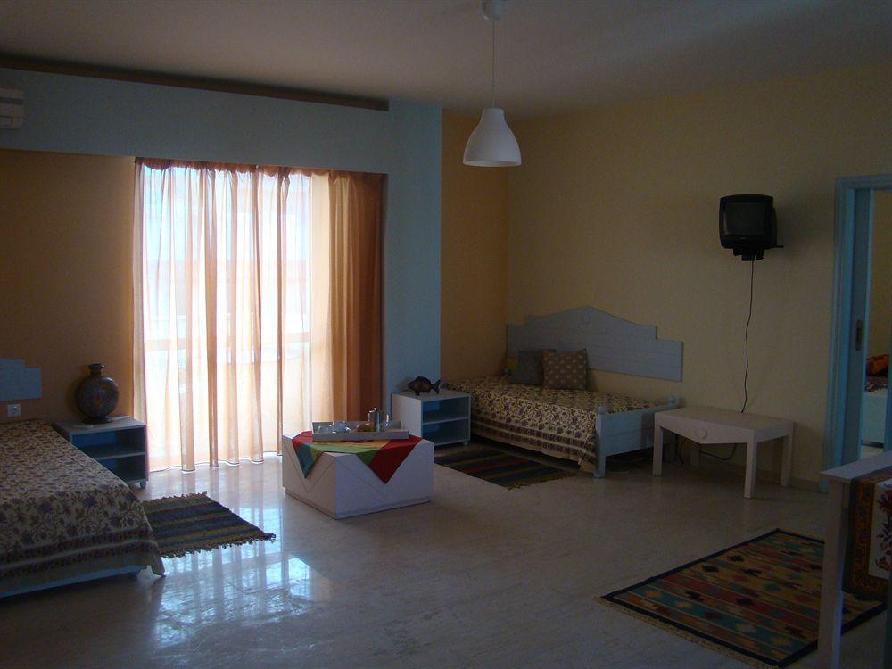 Aloe Aparthotel 2*